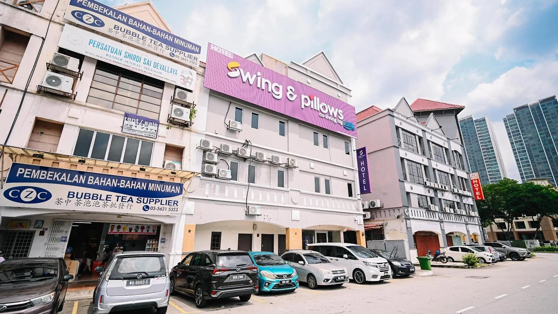 פטלין ג'איה Swing & Pillows - Sunway Pyramid Pj 2*, פטלין ג'איה מלזיה