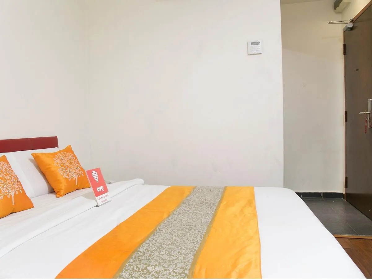 Swing & Pillows - Sunway Pyramid Pj Petaling Jaya Hotel