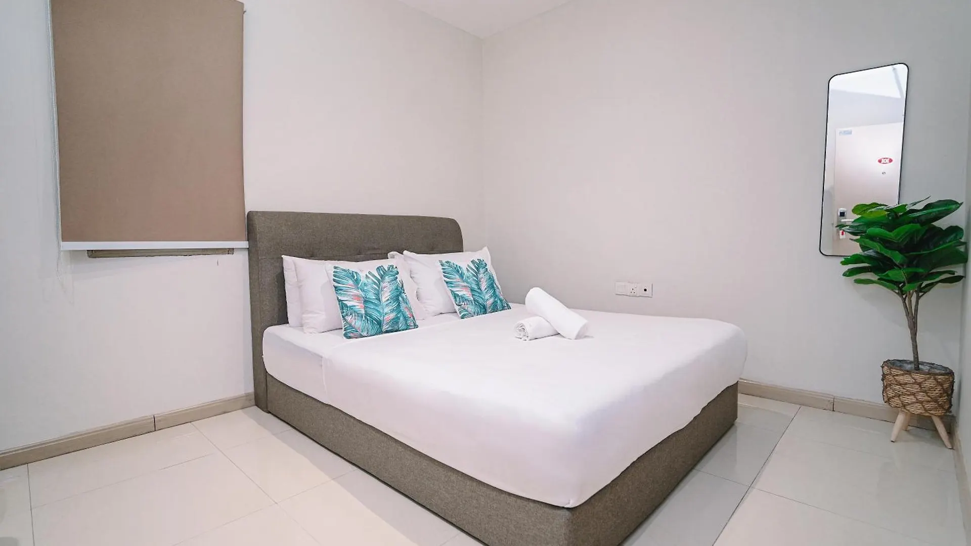 Swing & Pillows - Sunway Pyramid Pj Petaling Jaya 2*,